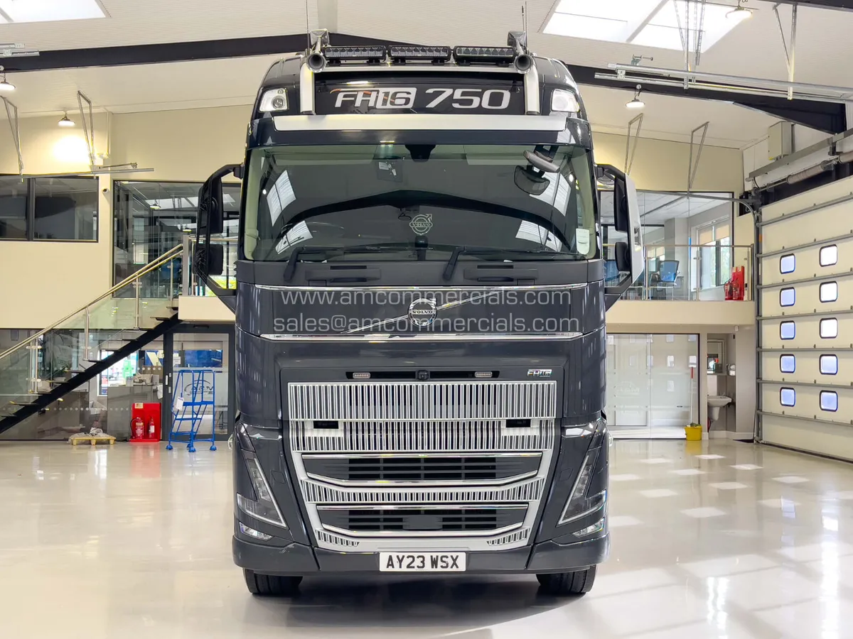 2023 VOLVO FH16 750 6X4 DOUBLE DRIVE HUB REDUCTION - Image 2