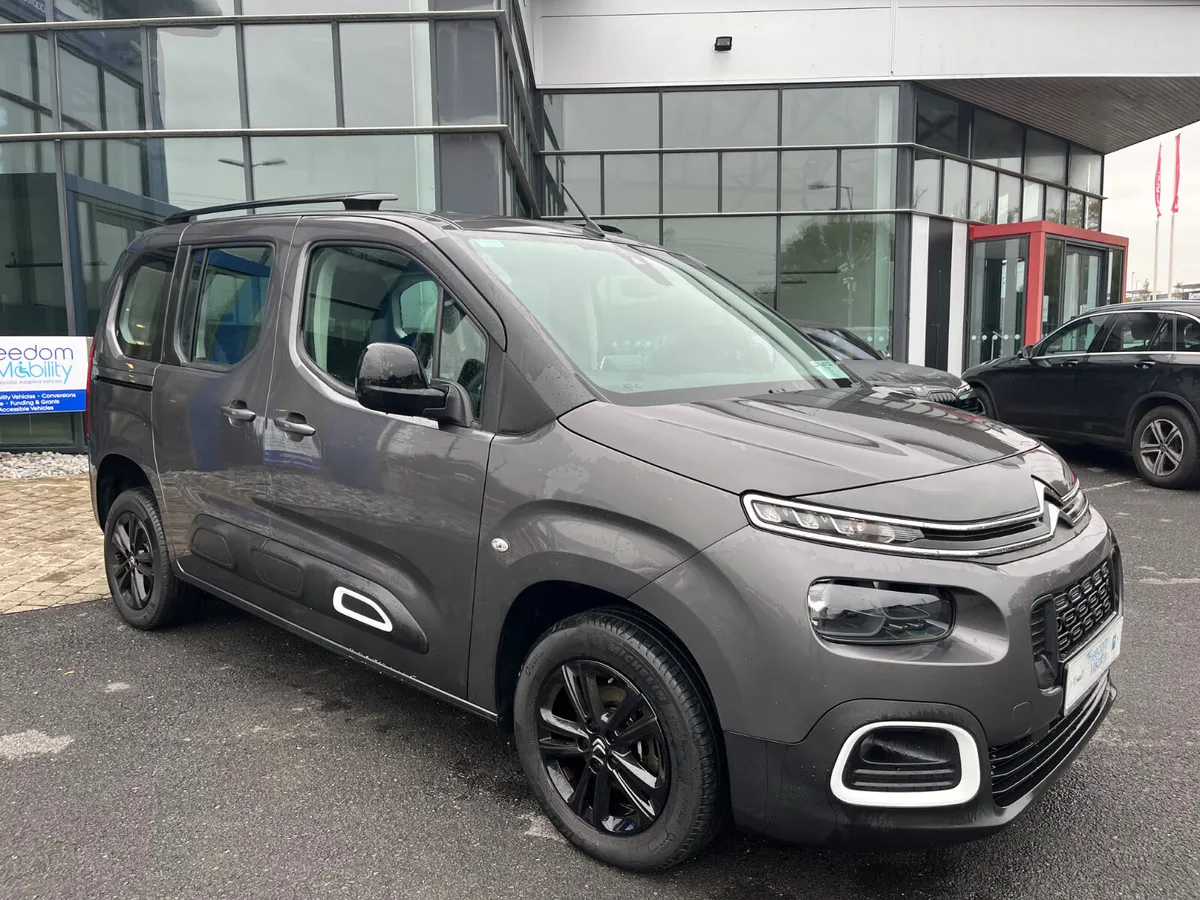 Citroen Berlingo 2023 WAV Taxi Spec - Image 1