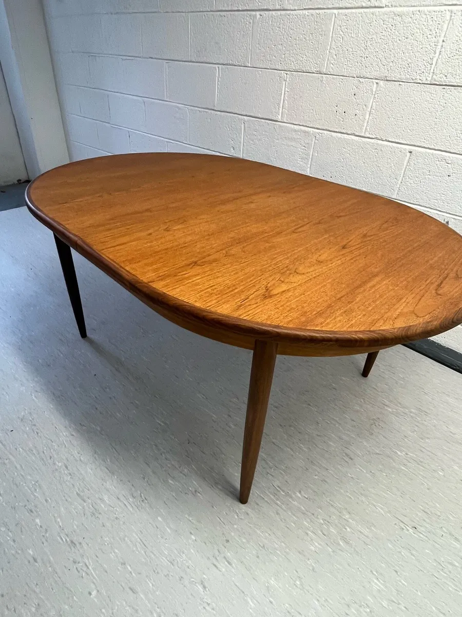 Mid century G Plan dining table - Image 3