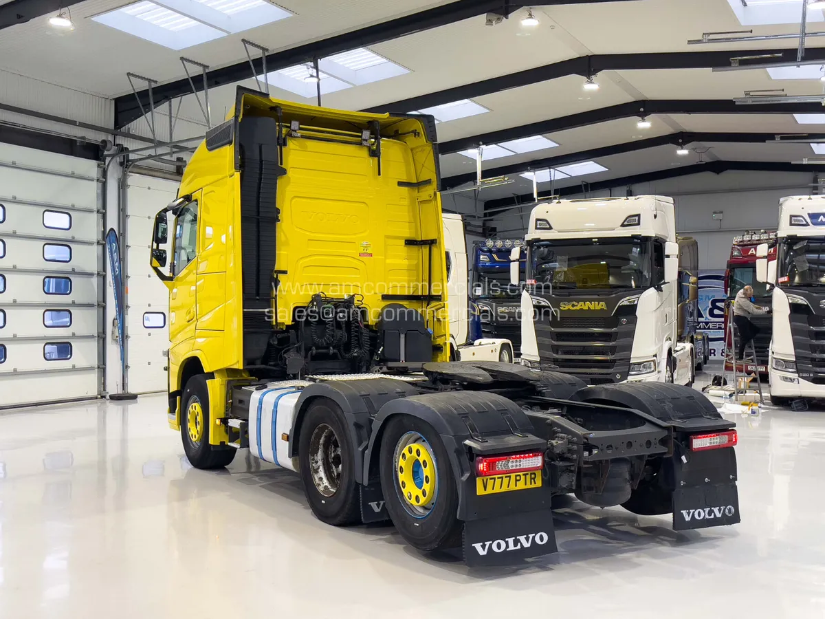 2019 (69) VOLVO FH 500 GLOBETROTTER 6X2 TAG - Image 4