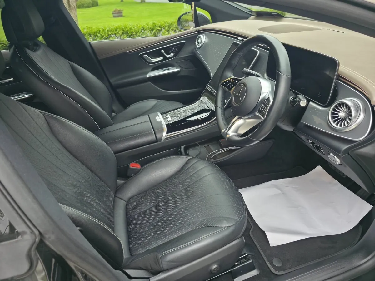 Mercedes-Benz EQE 2022 - Image 3