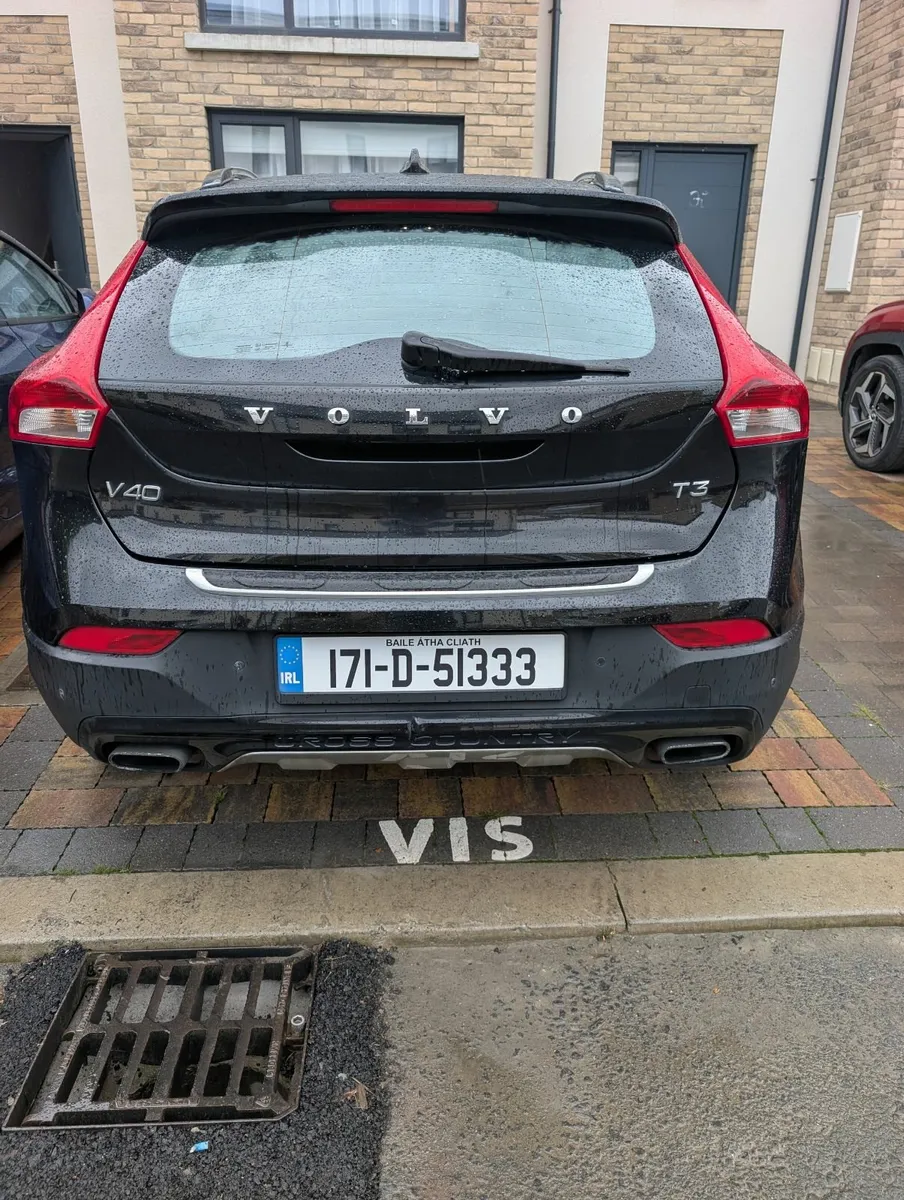 Volvo V40 2017 - Image 4