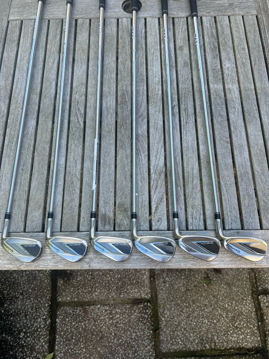 Taylormade Stealth Irons 5-PW set - Image 1