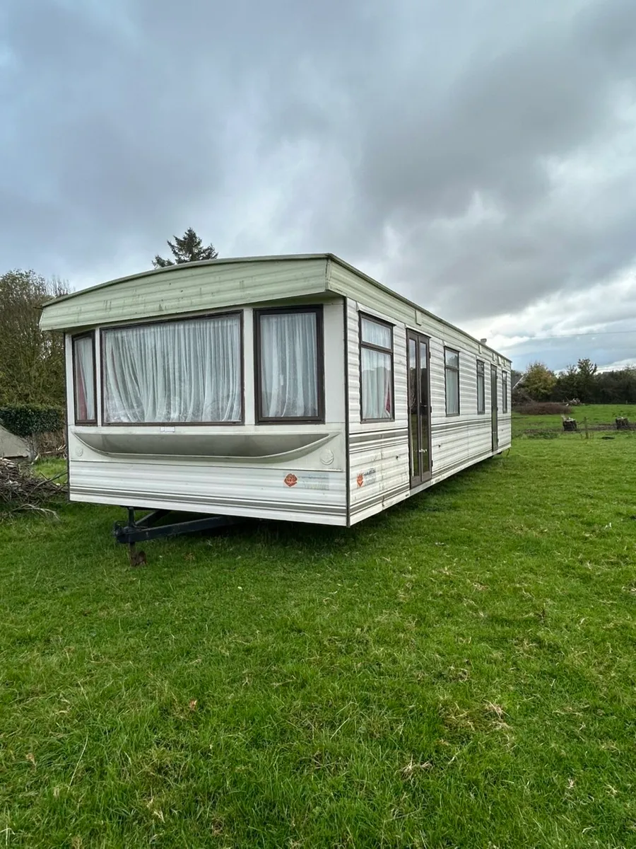 Mobile home - Image 1