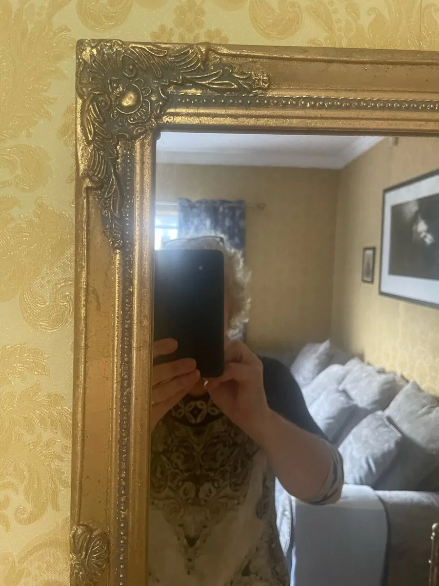 2 gilt framed mirrors - Image 4