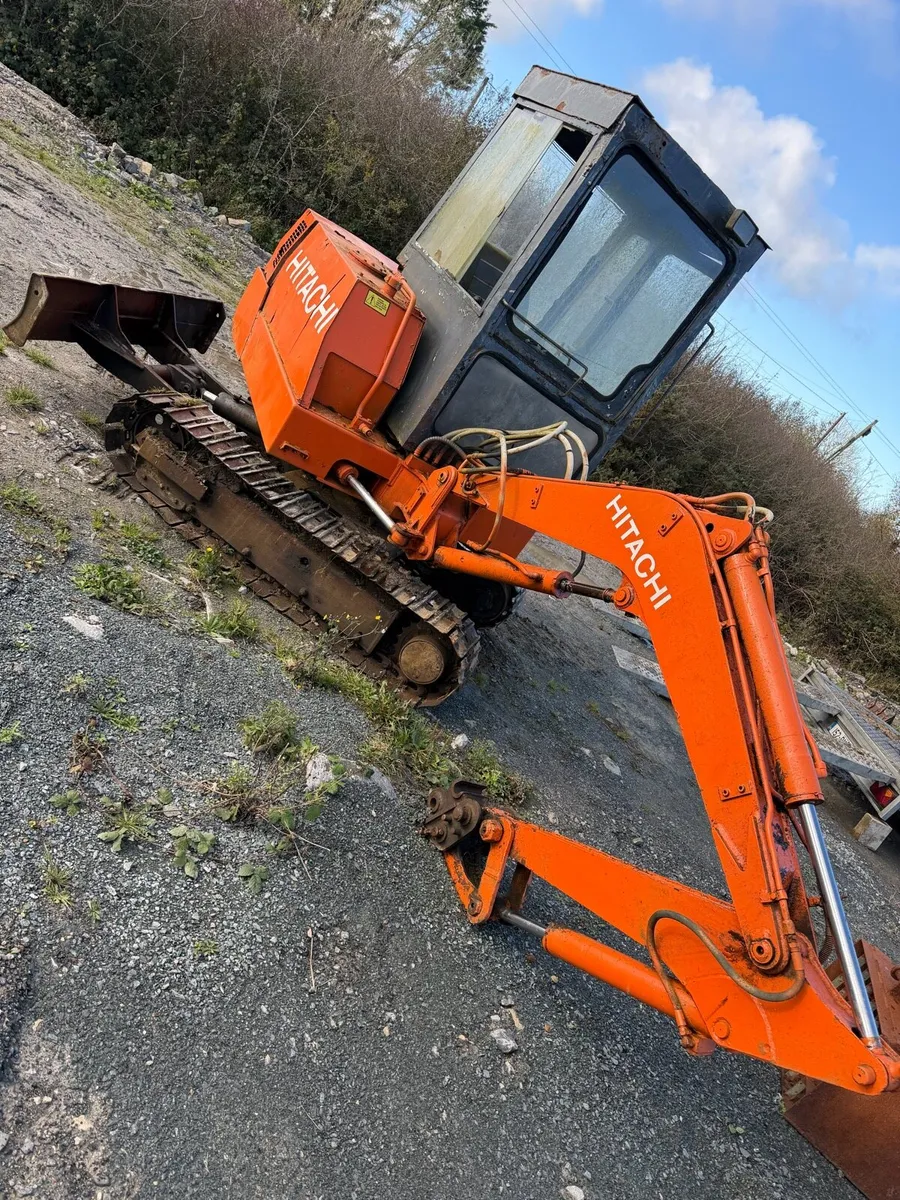 Hitachi ex30 - Image 1