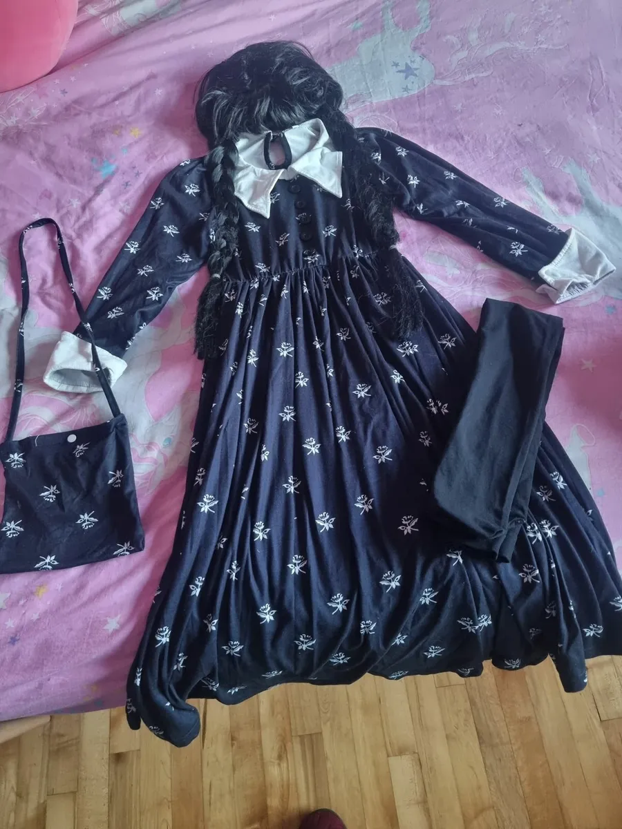 Halloween Costume Wednesday Addams