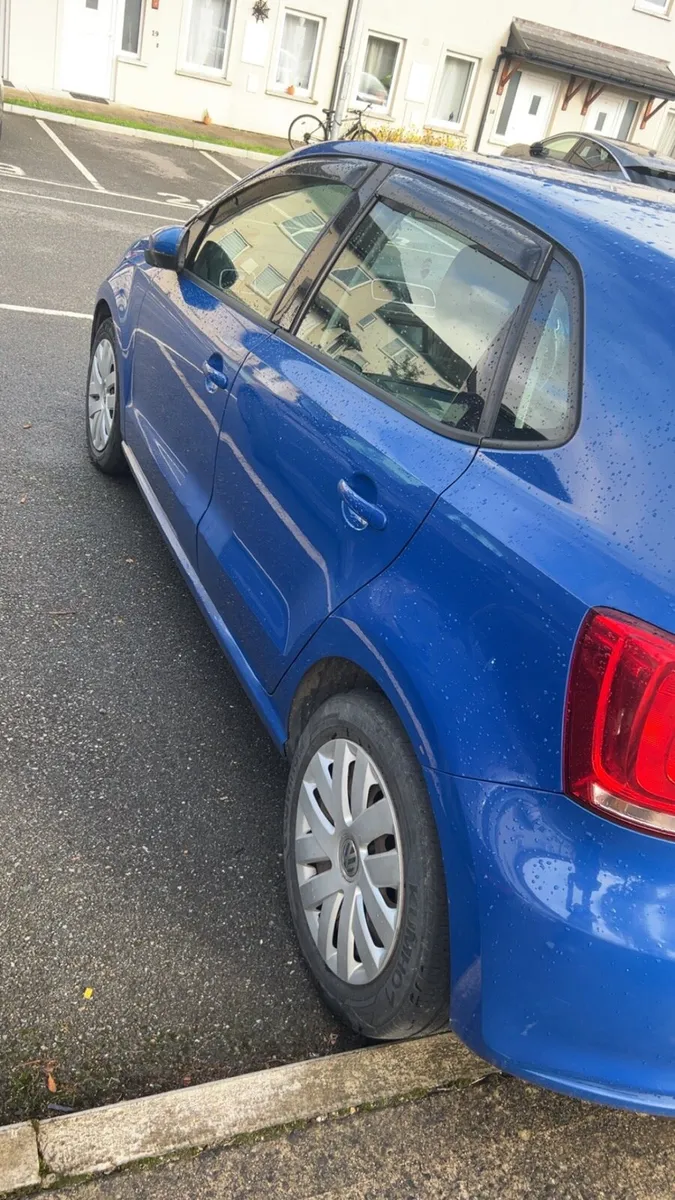 Volkswagen polo - Image 4