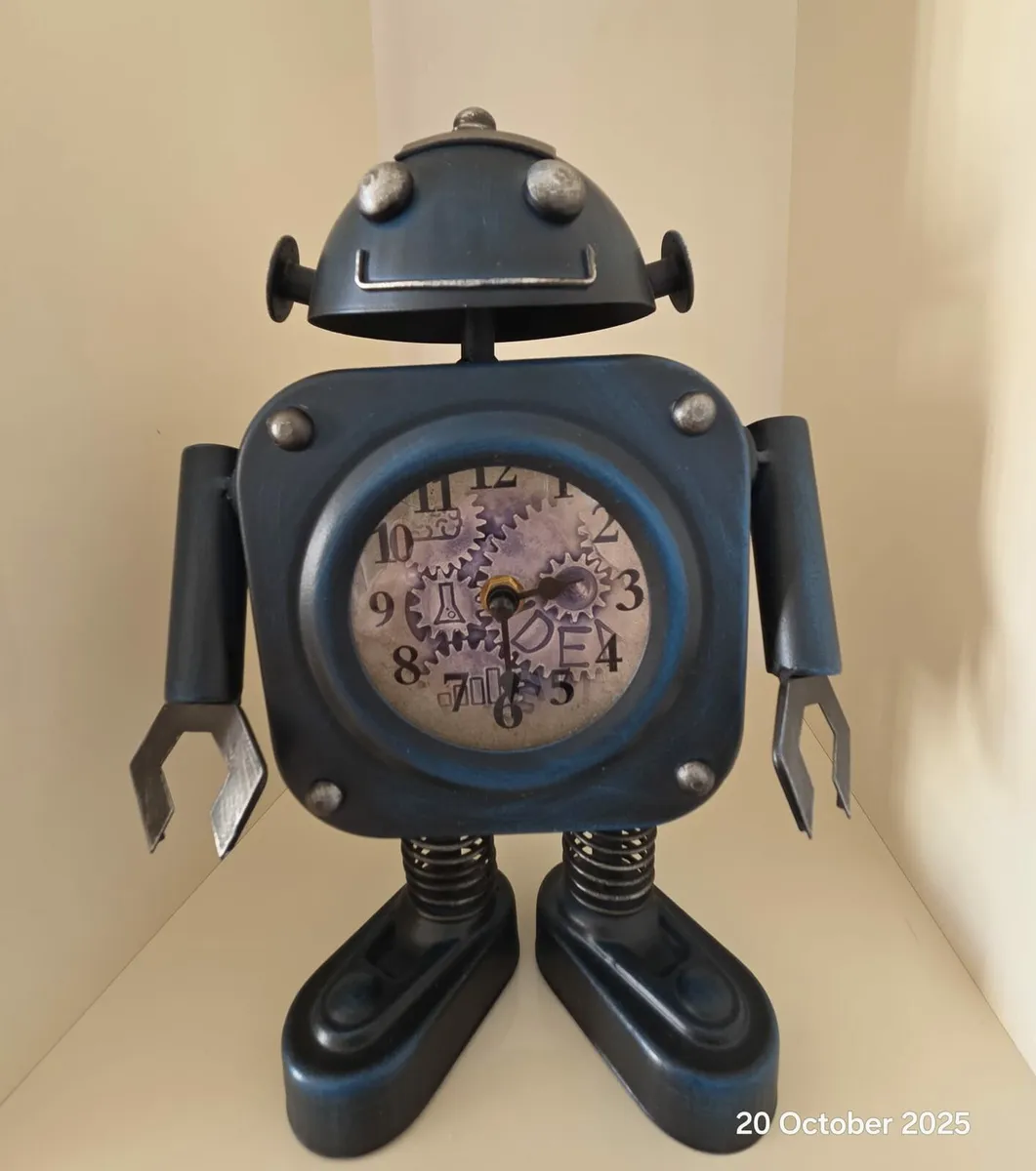 Robot clock industrial style/Retro - Image 1
