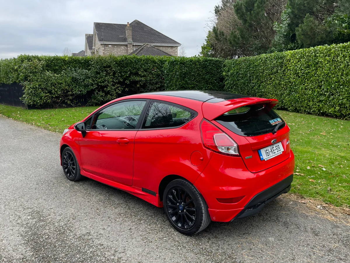 2016 Ford Fiesta Red Edition Low Km €8495 - Image 3