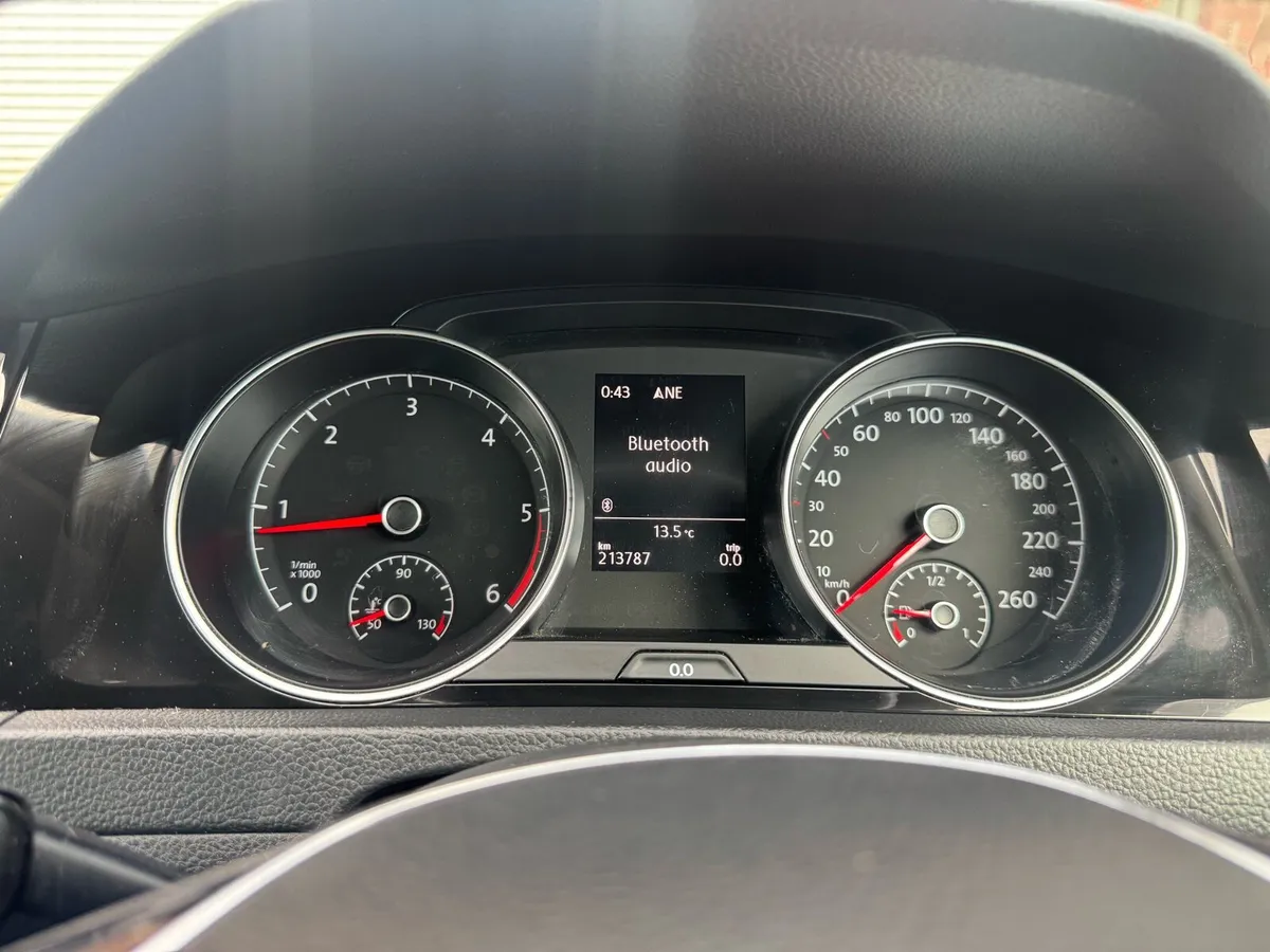 VW GOLF 1,6Tdi 💥“HIGHLINE” ✅FULL SERVICE HISTORY - Image 3