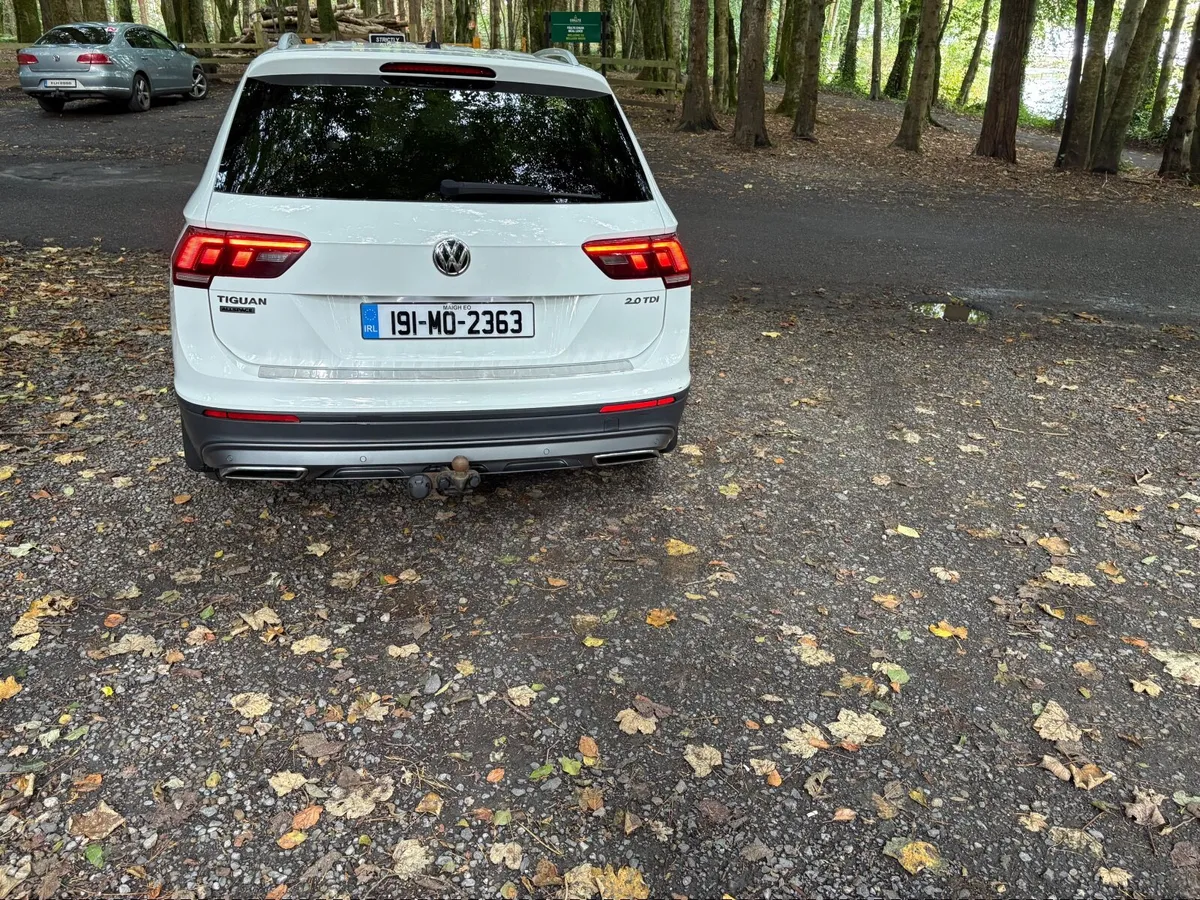 Volkswagen Tiguan 2019 7 SEATER - Image 4