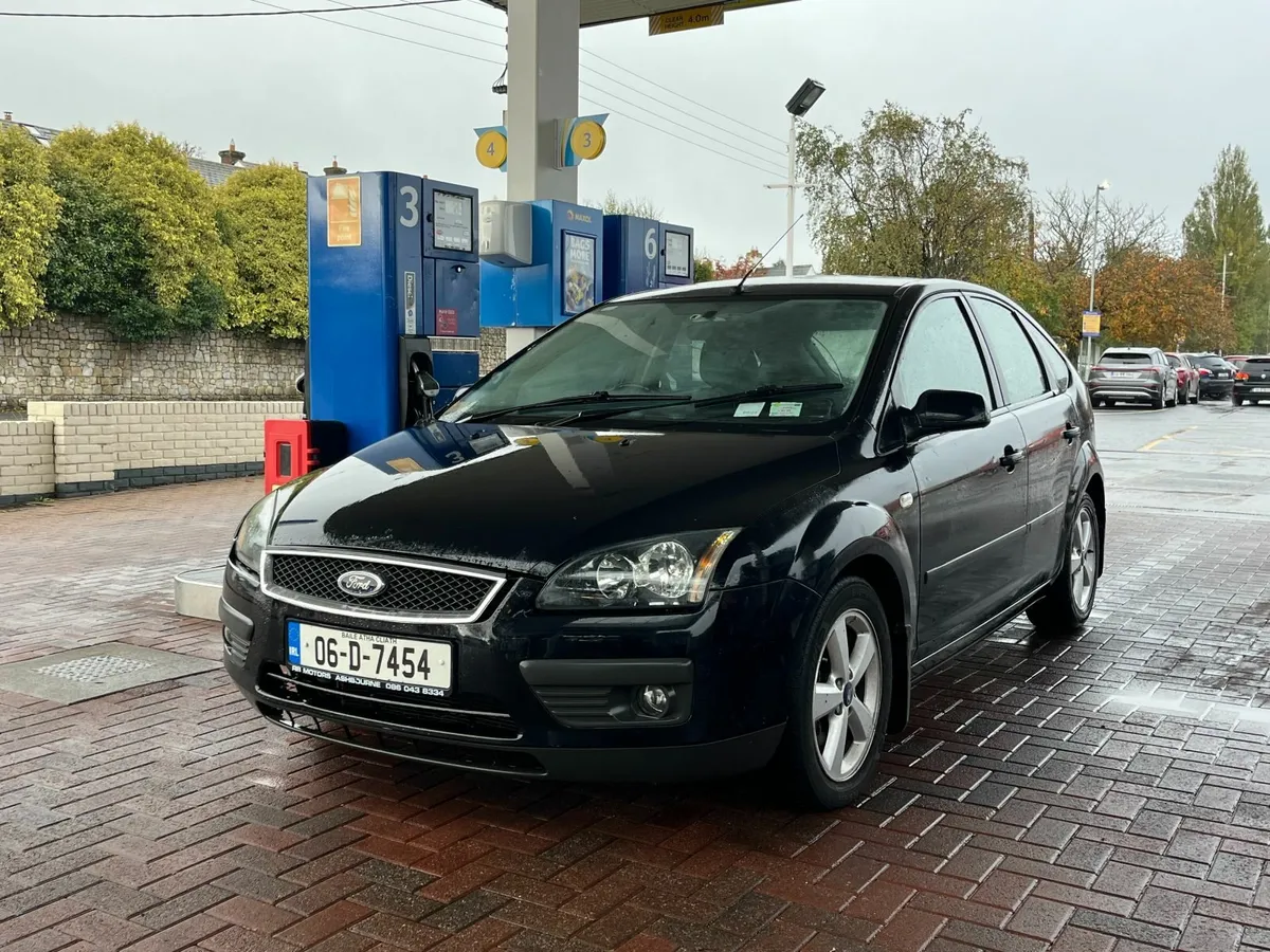 2006 Ford Focus Zetec - Image 1