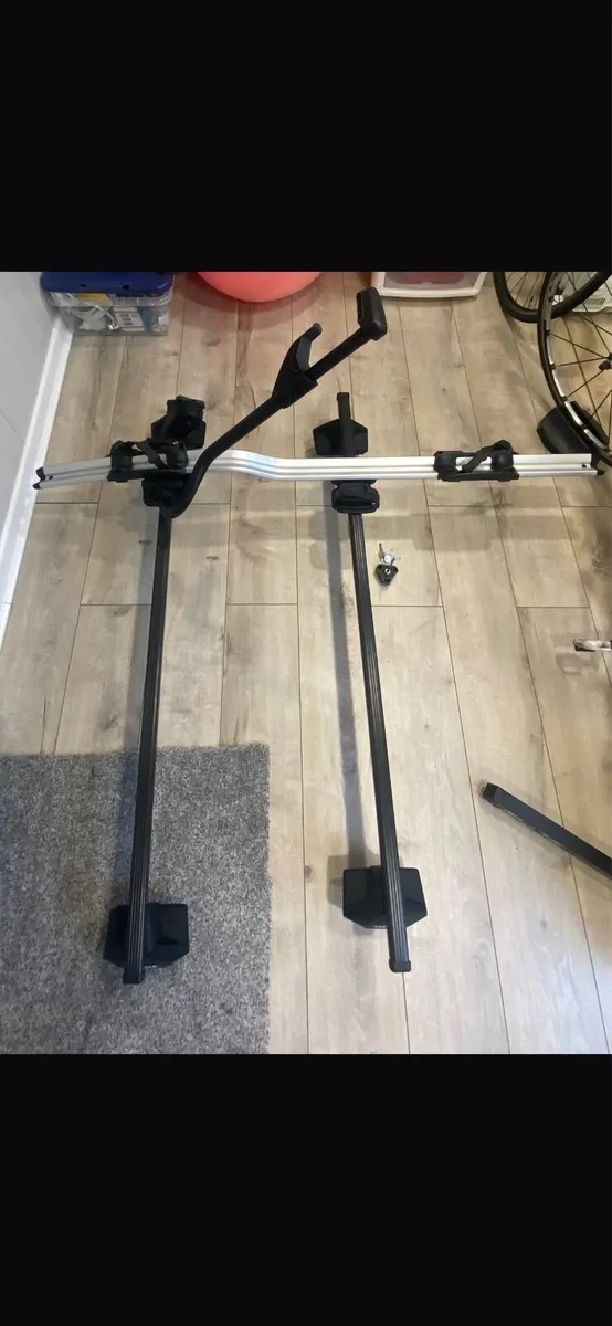 Thule roof bike carrier - Image 3