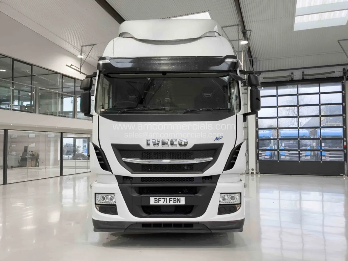 2021 (71) IVECO STRALIS NP 460 GAS 4X2 - Image 2