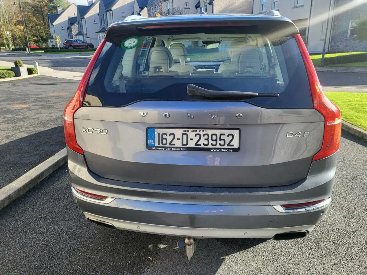Volvo XC 90 Inscription  AWD - Image 3