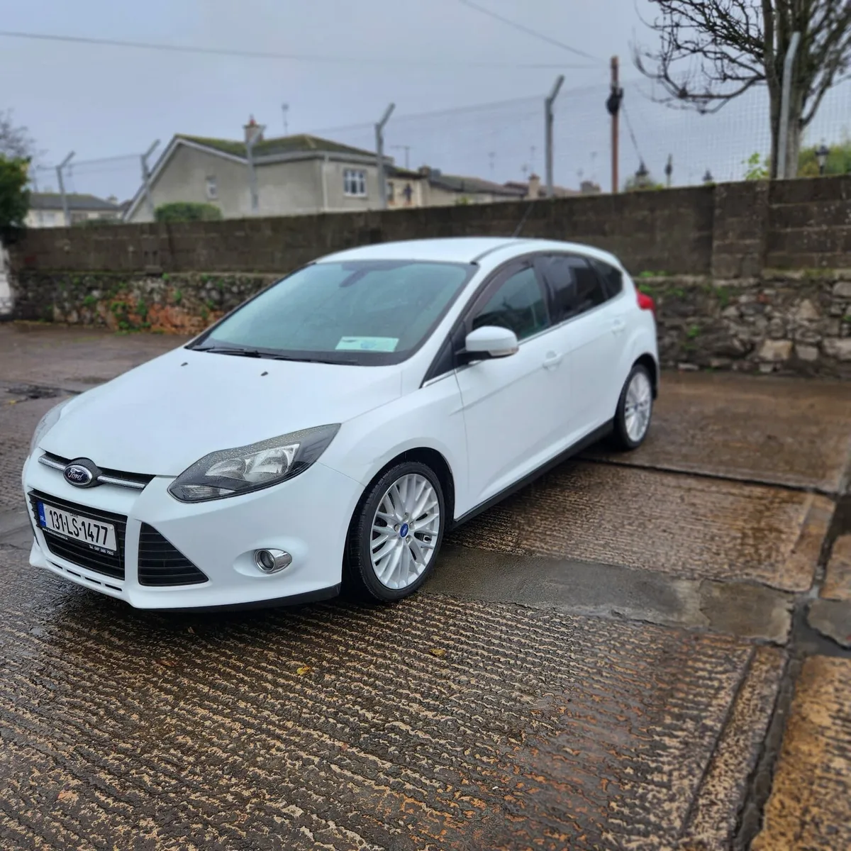 Ford Focus 2013 diesel slight damge nct - Image 4