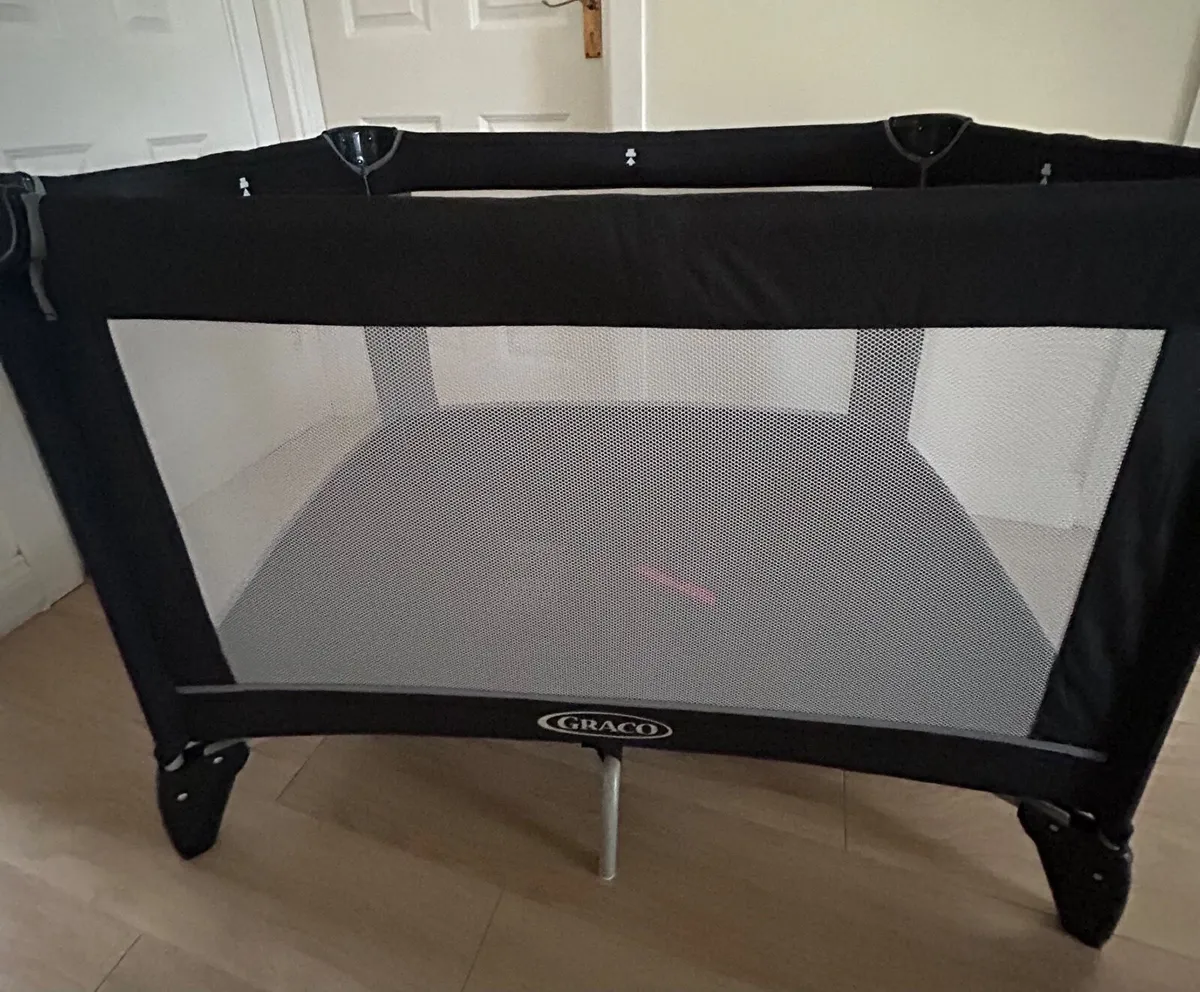 Cot - Image 1