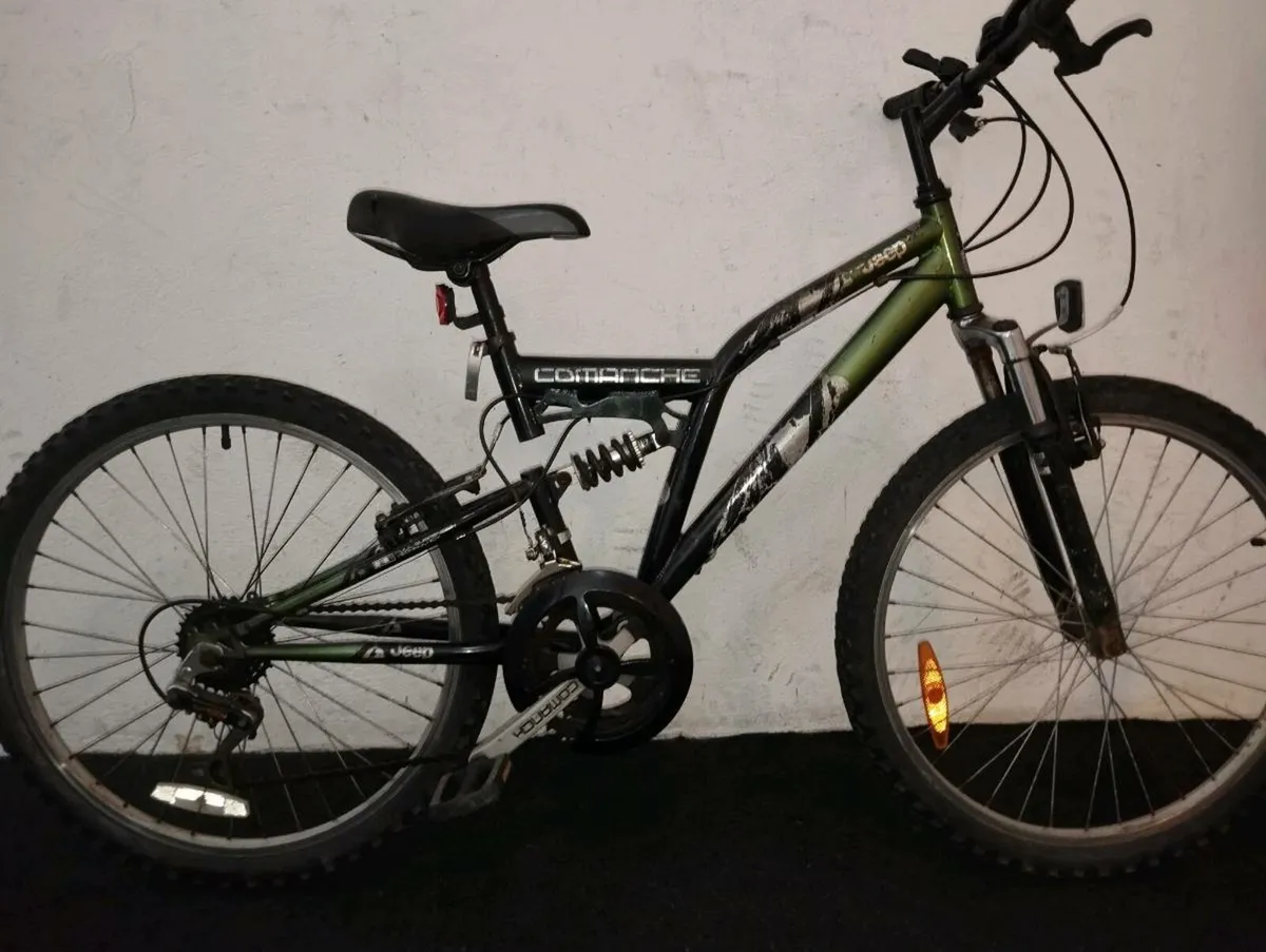 Boys 24inch bike - Image 1