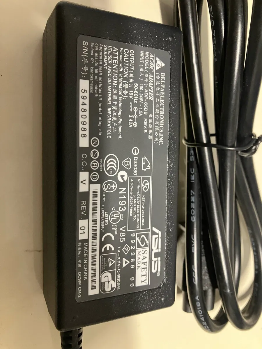 ASUS Laptop Adapter charger 65w 4.0x1.35 - Image 1