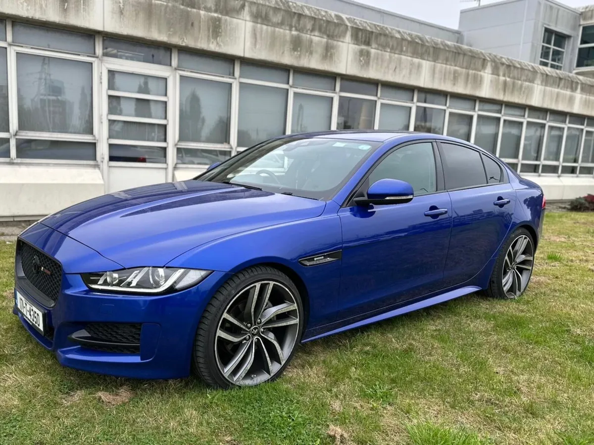 Jaguar XE R-2017 automatic nct 02/27 - Image 2