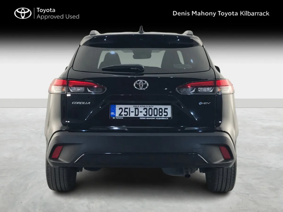 Toyota Corolla Cross SPORT 3 YEARS FREE SERVICING - Image 4