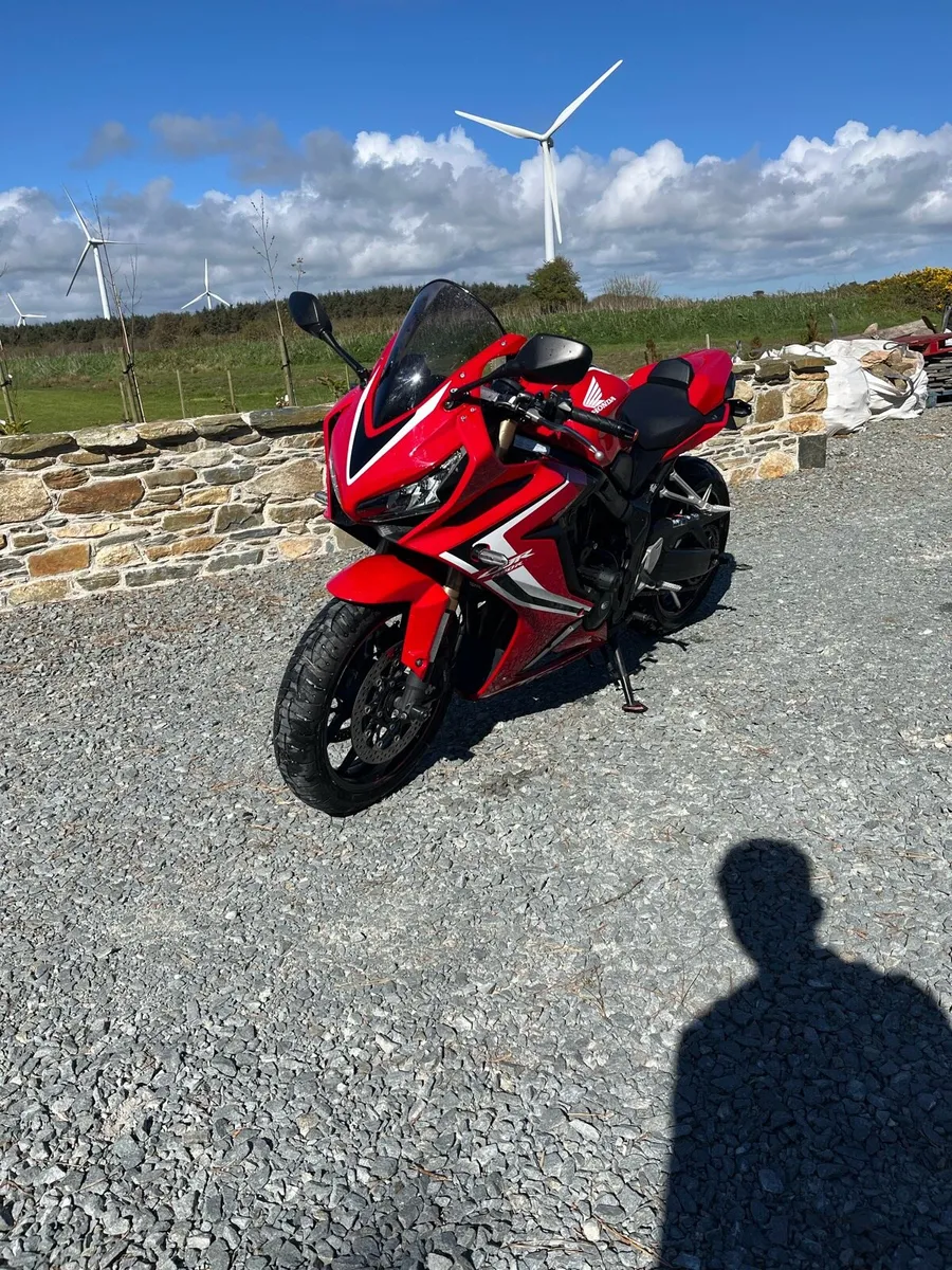 Honda cbr650r - Image 2