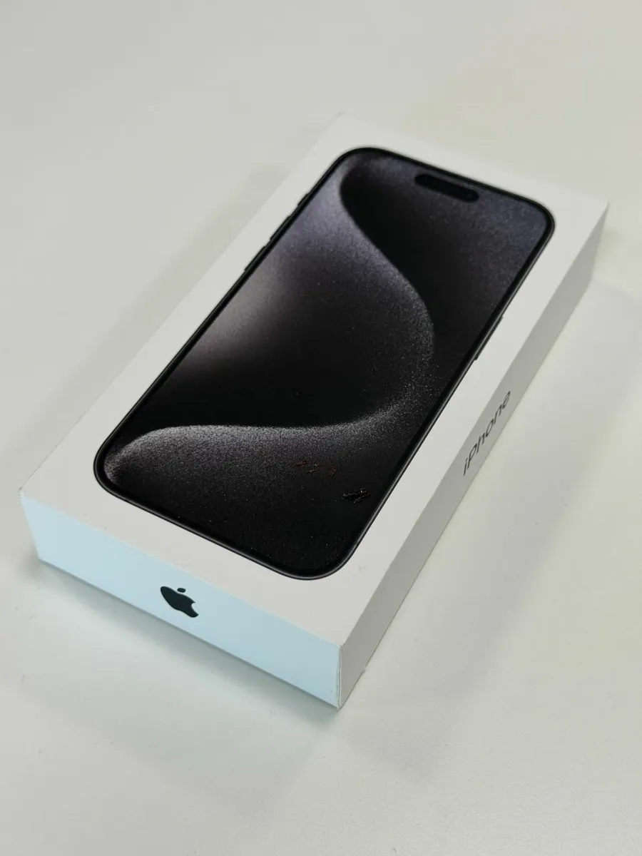 iPhone 15 Pro 256GB Black Titanium - Image 3