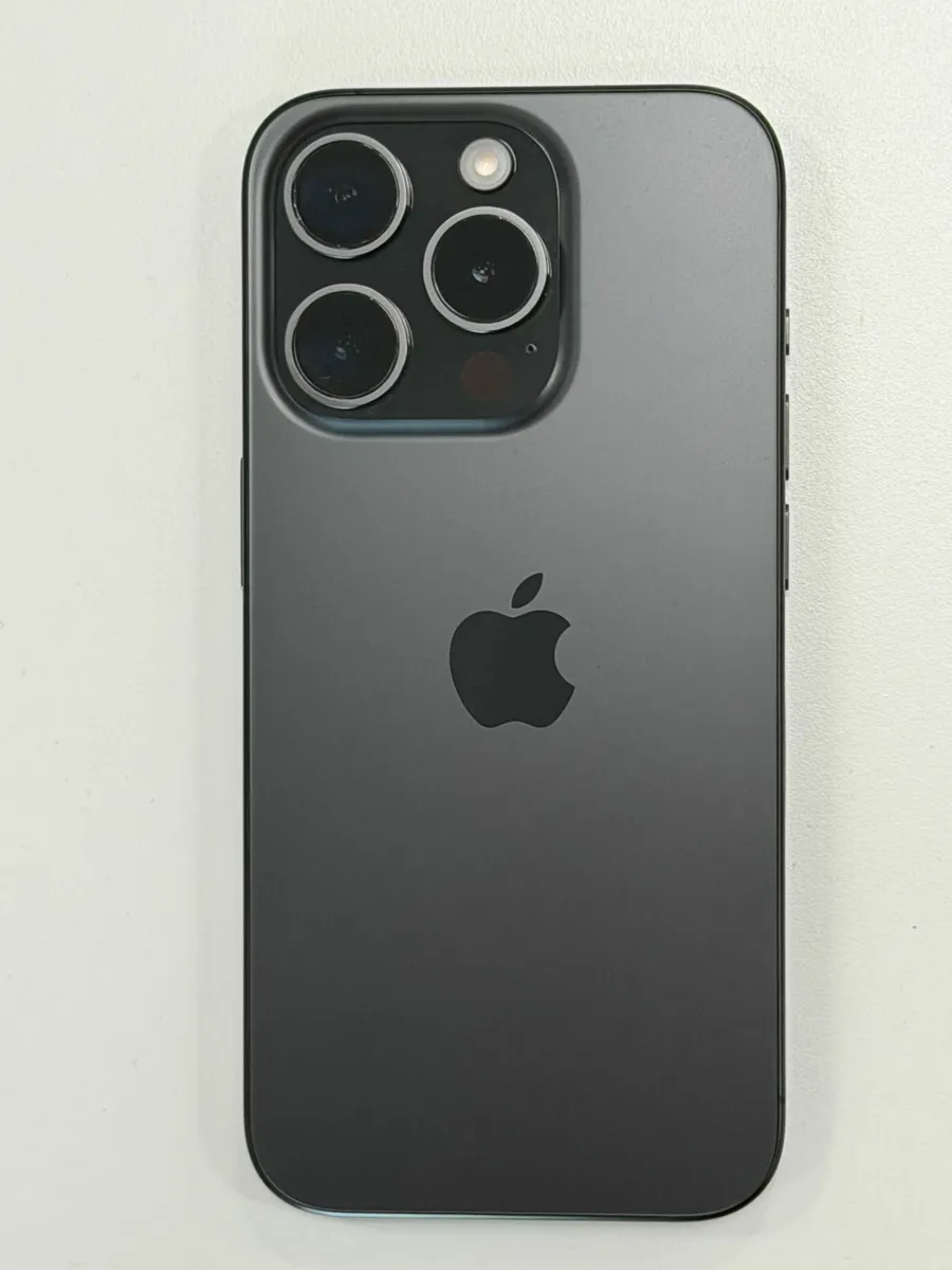 iPhone 15 Pro 256GB Black Titanium - Image 2