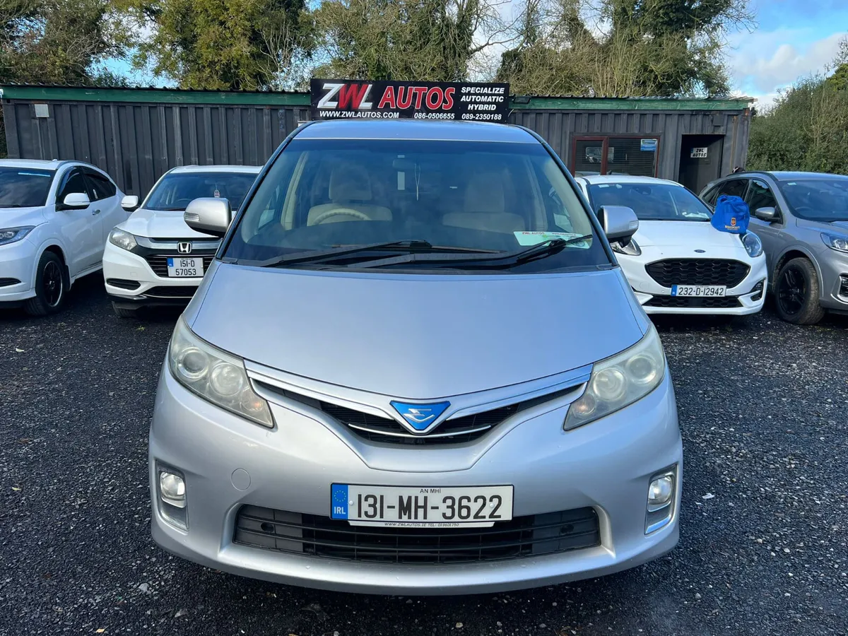 2013 Toyota Estima Revese Camera - Image 3