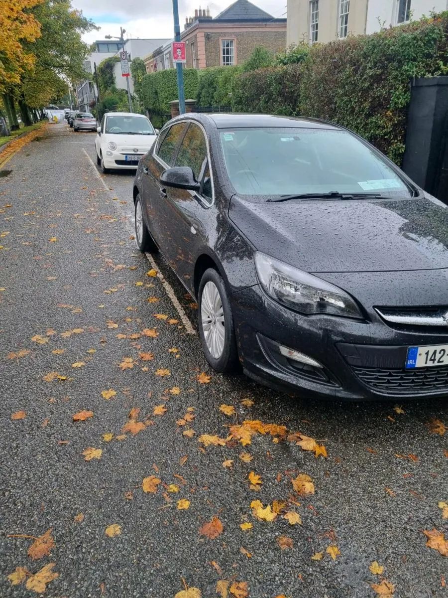 Car - Image 4