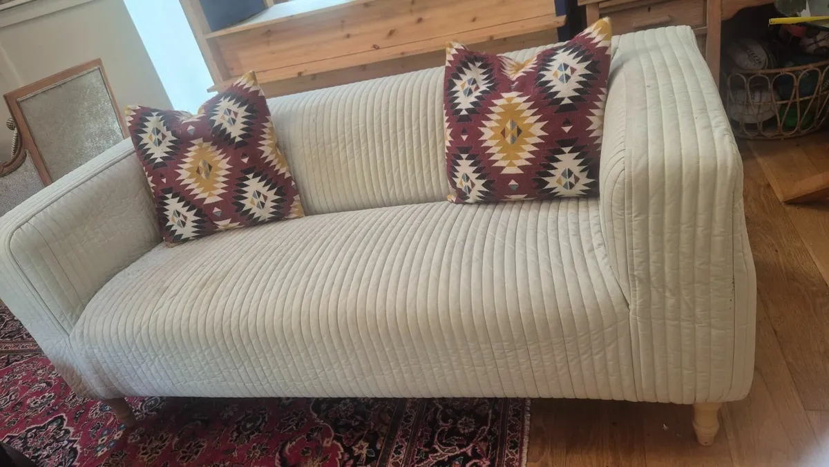 3 seat sofa .IKEA - Image 1
