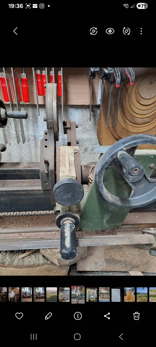Record 124 woodlathe with copying attachment - Image 2
