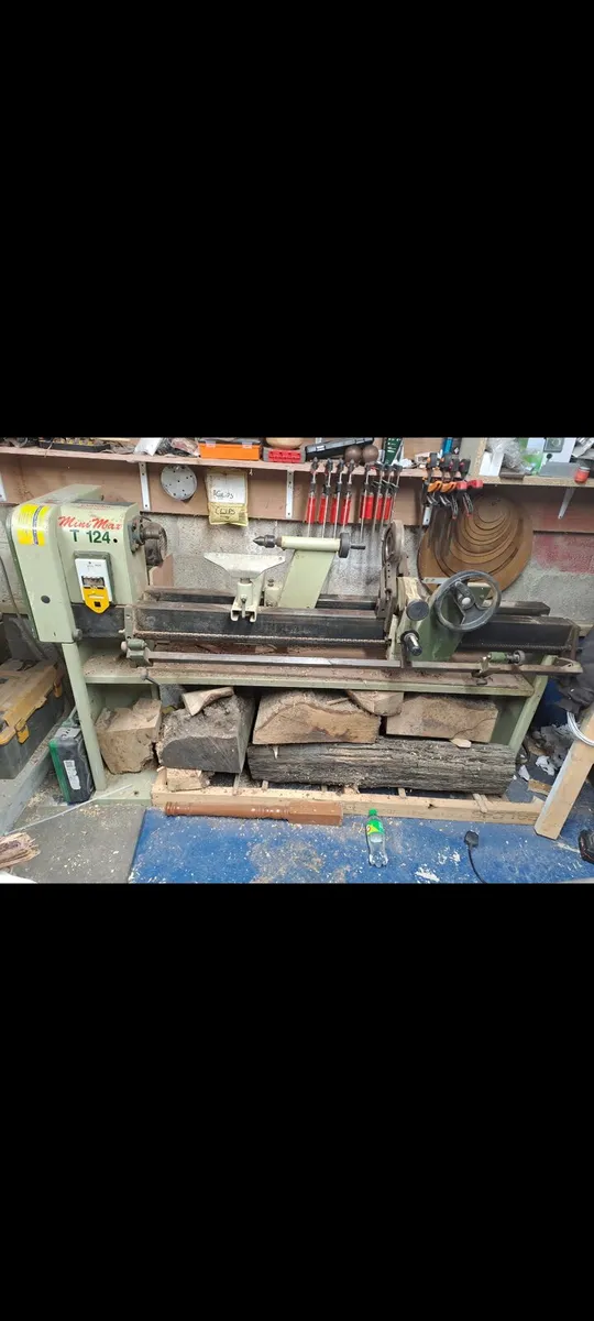 Record 124 woodlathe with copying attachment - Image 3