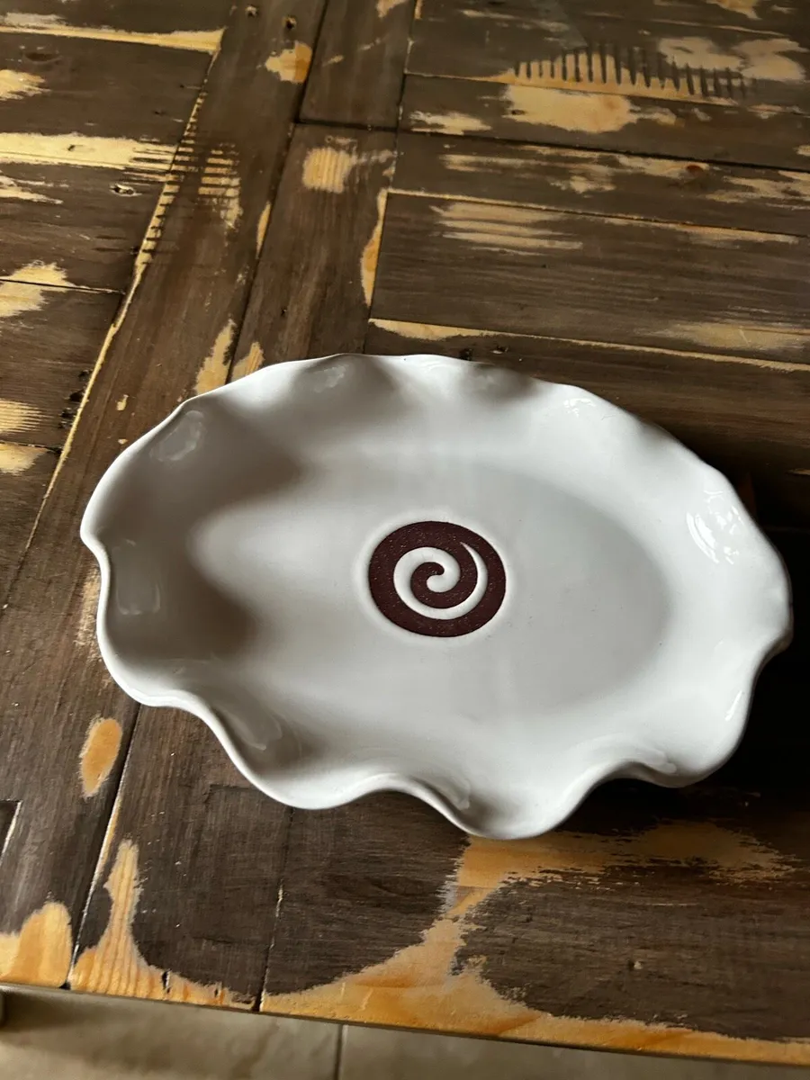 Selection of Stephen Pearce pottery - Image 4
