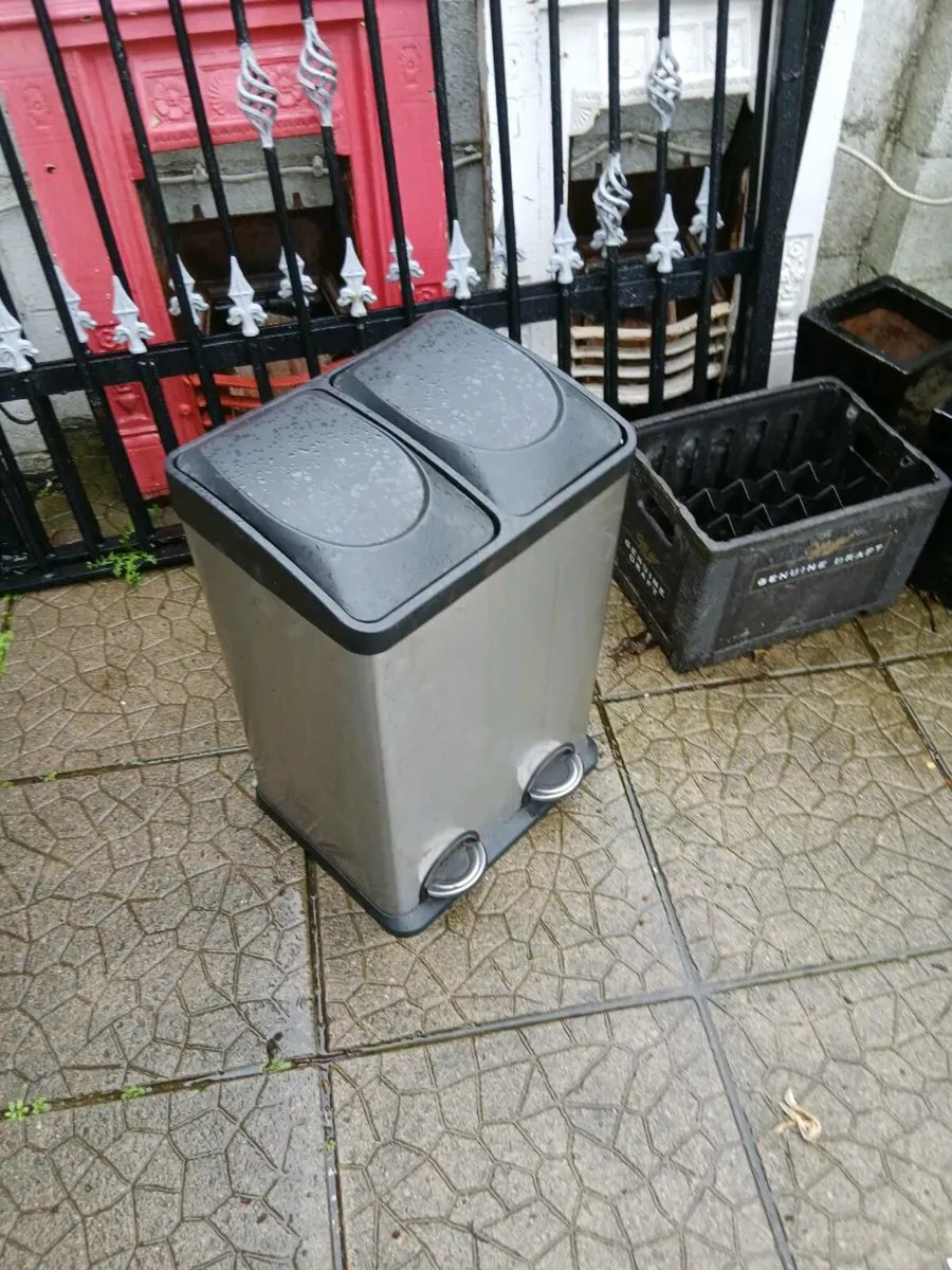 Kitchen waste bin - Image 1
