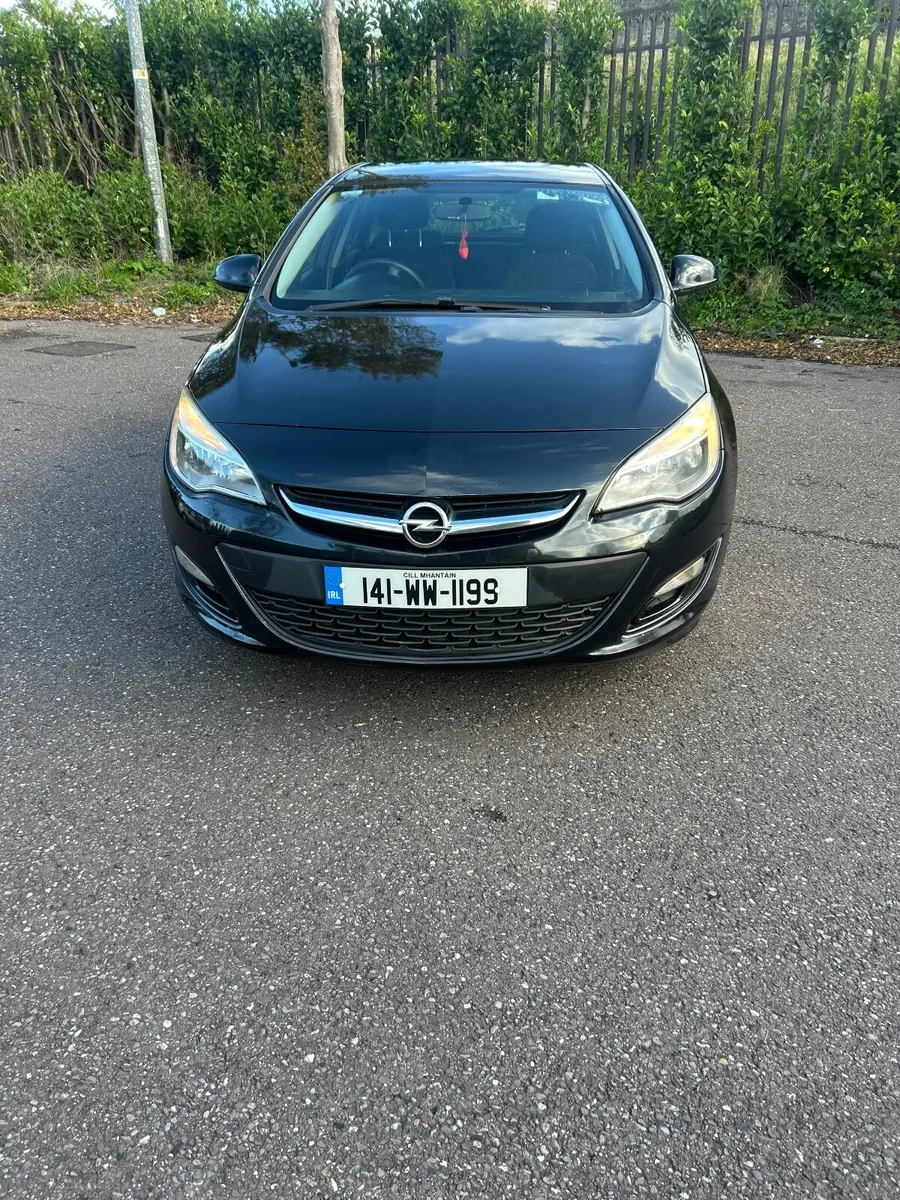 Opel Astra 2014 - Image 3