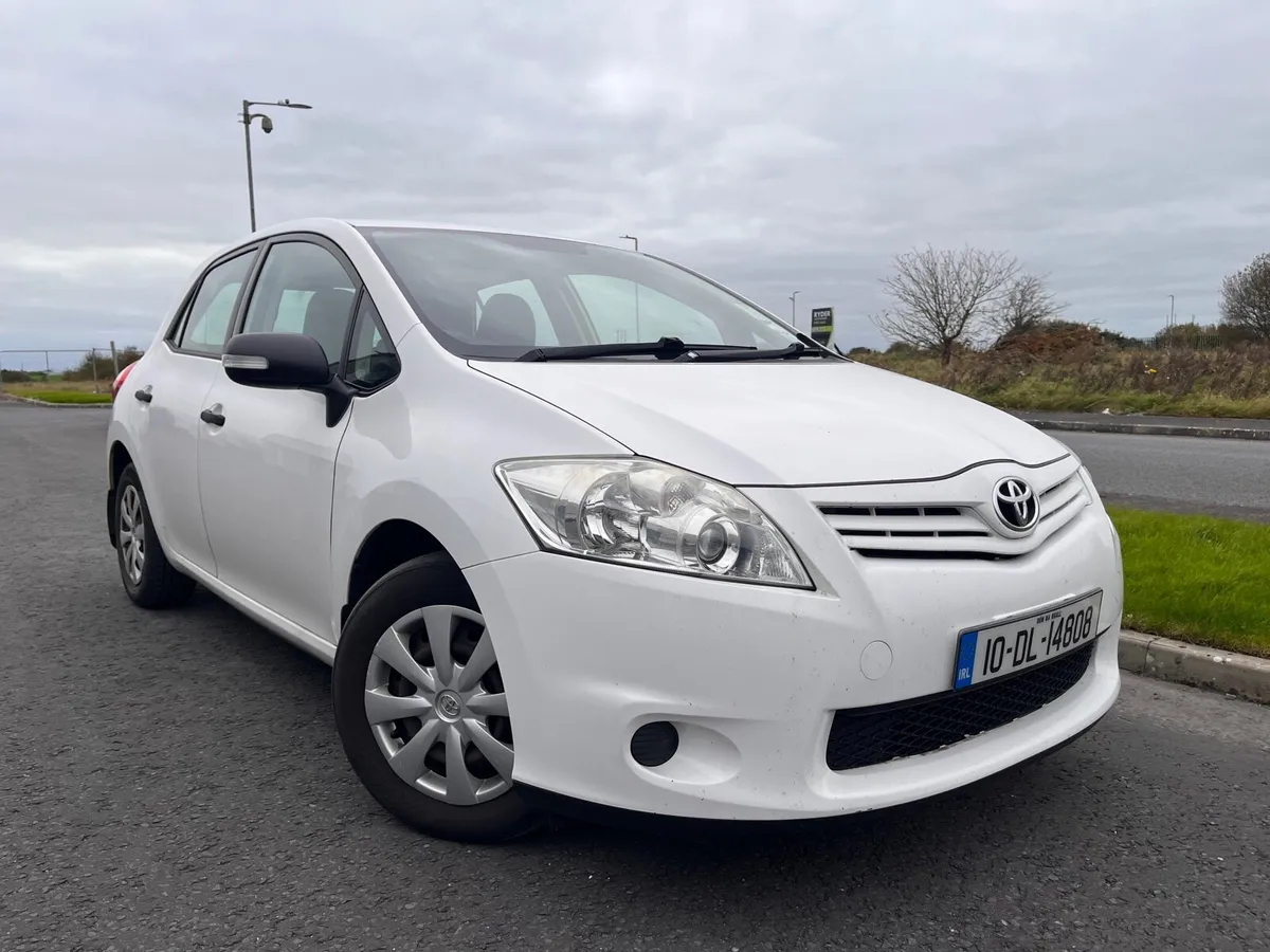 Toyota Auris NEW NCT 10/26 - Image 2