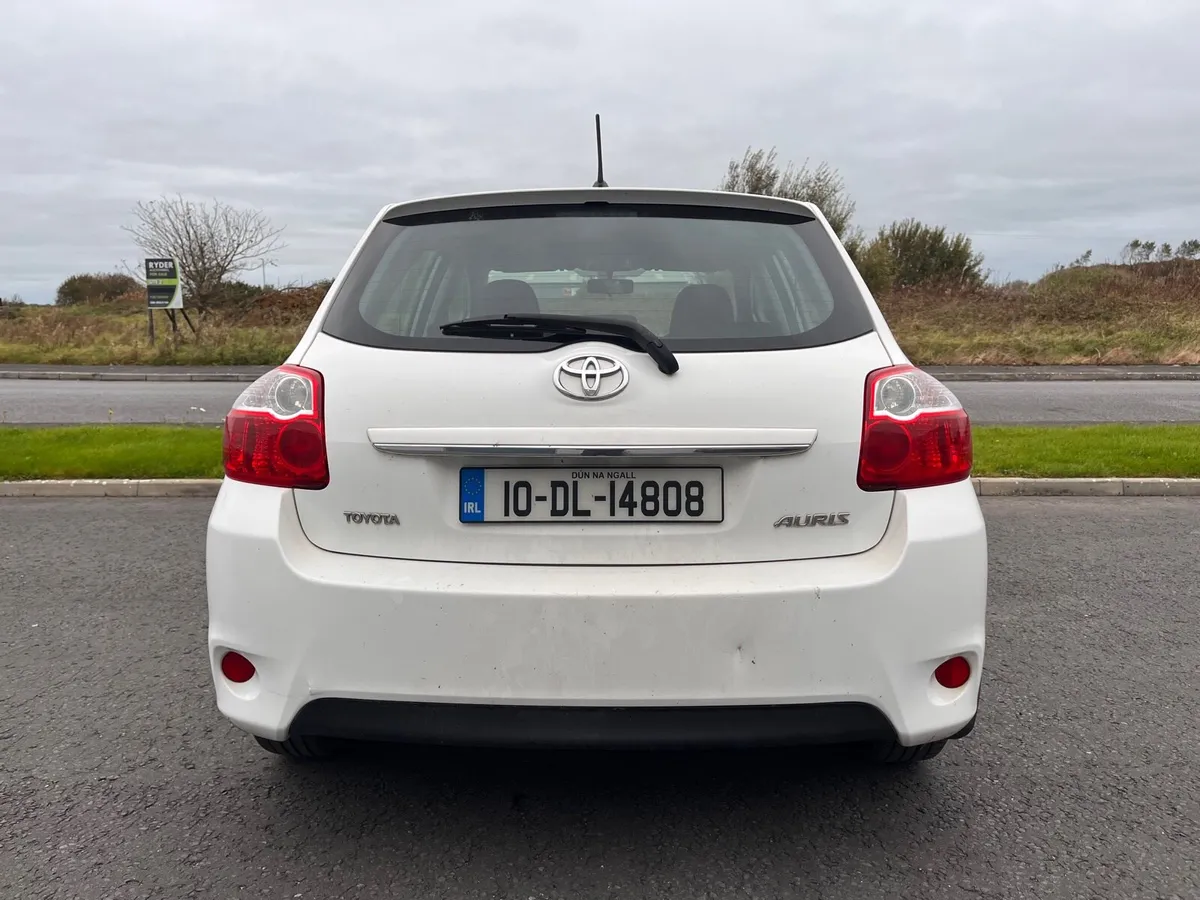 Toyota Auris NEW NCT 10/26 - Image 4