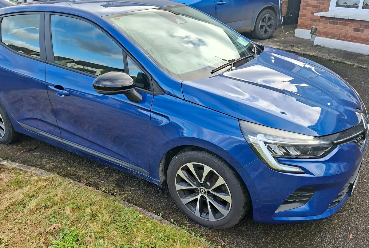 Car - Image 1