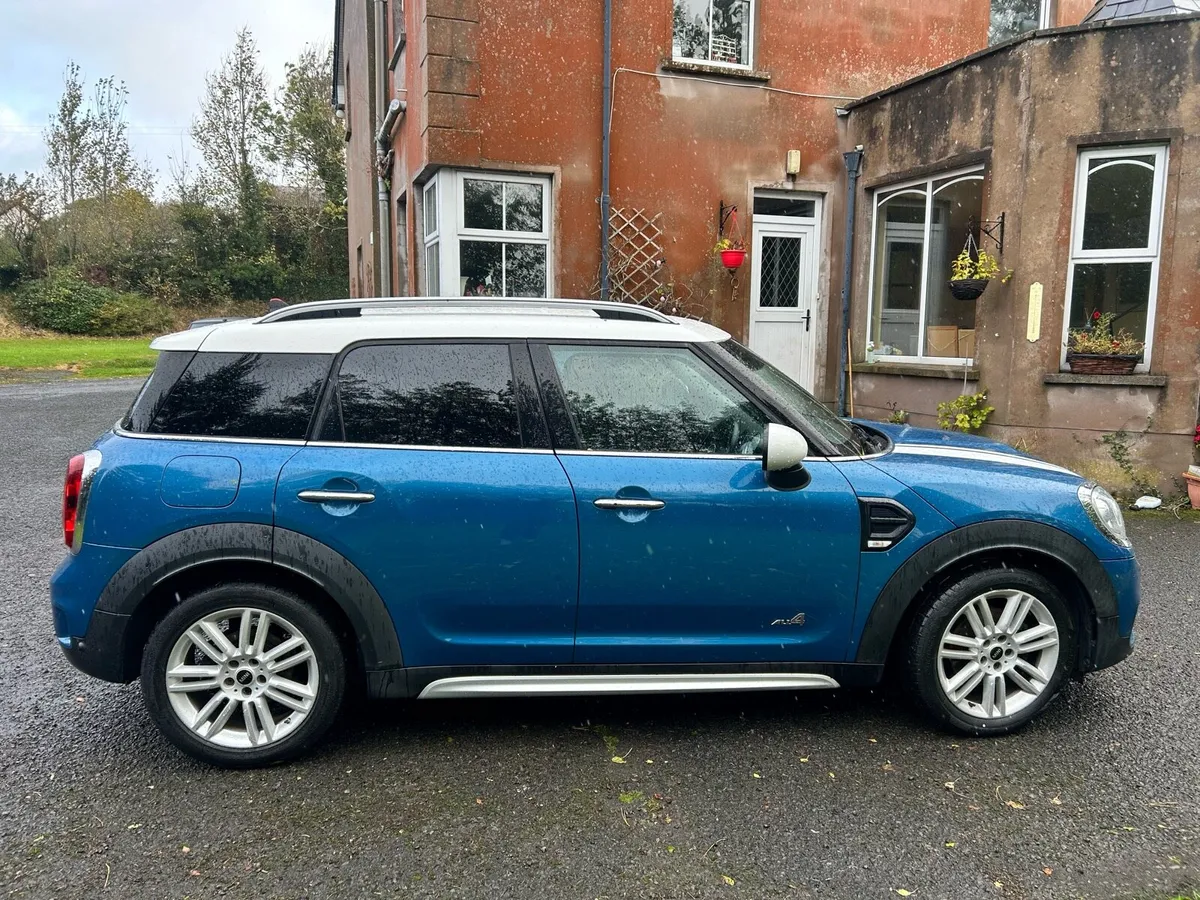 Mini Countryman 2017 - Image 2