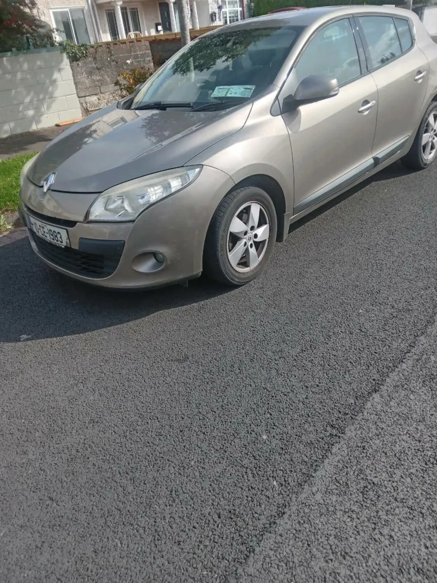 2010 renault megane - Image 1