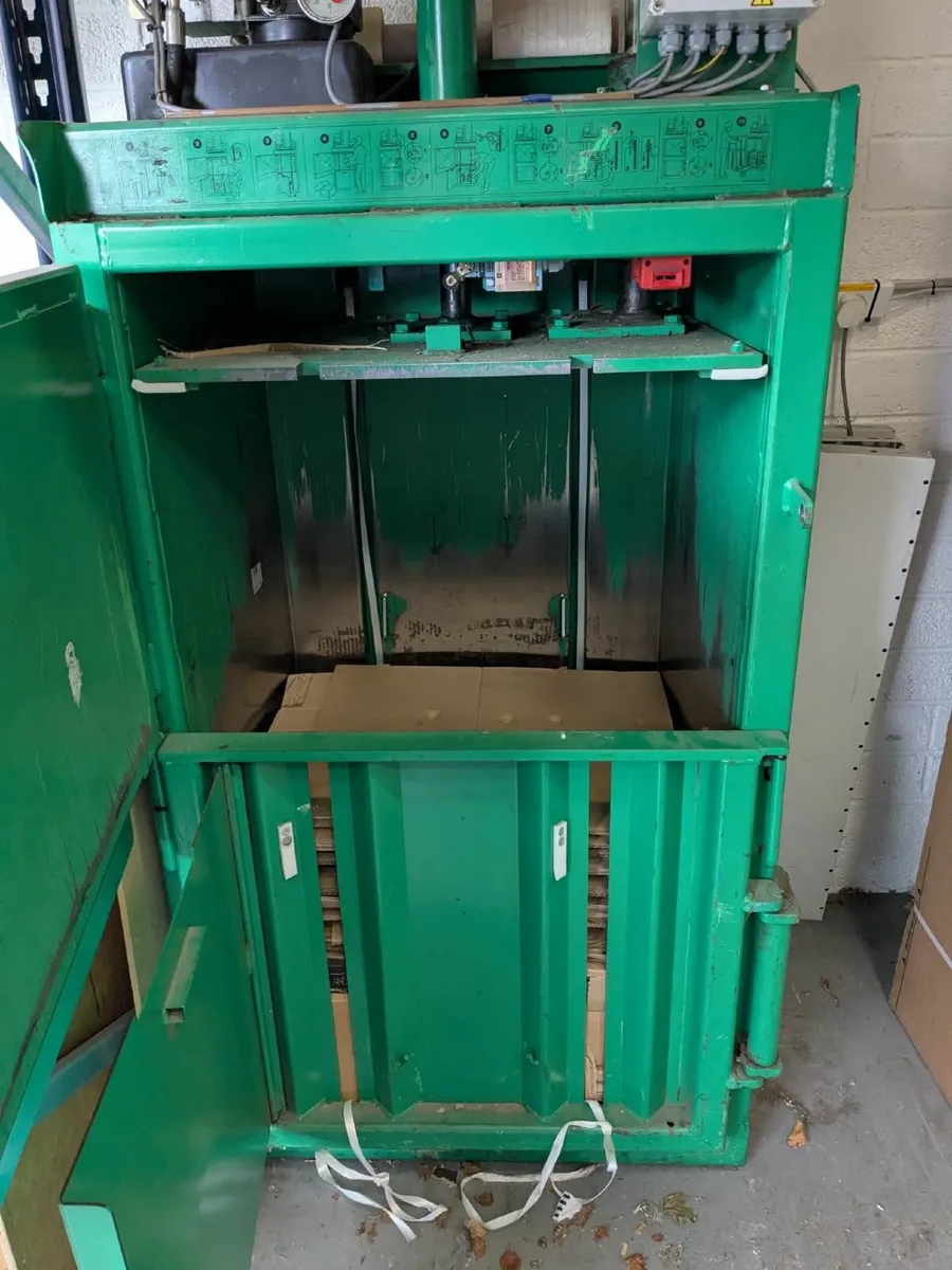 Cardboard Baler - Image 2