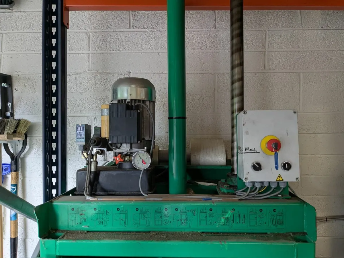 Cardboard Baler - Image 4