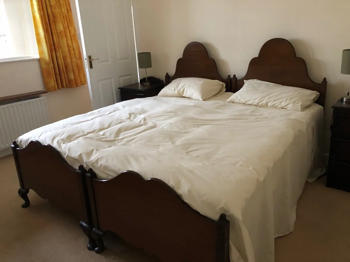 Pair of single beds - Image 1