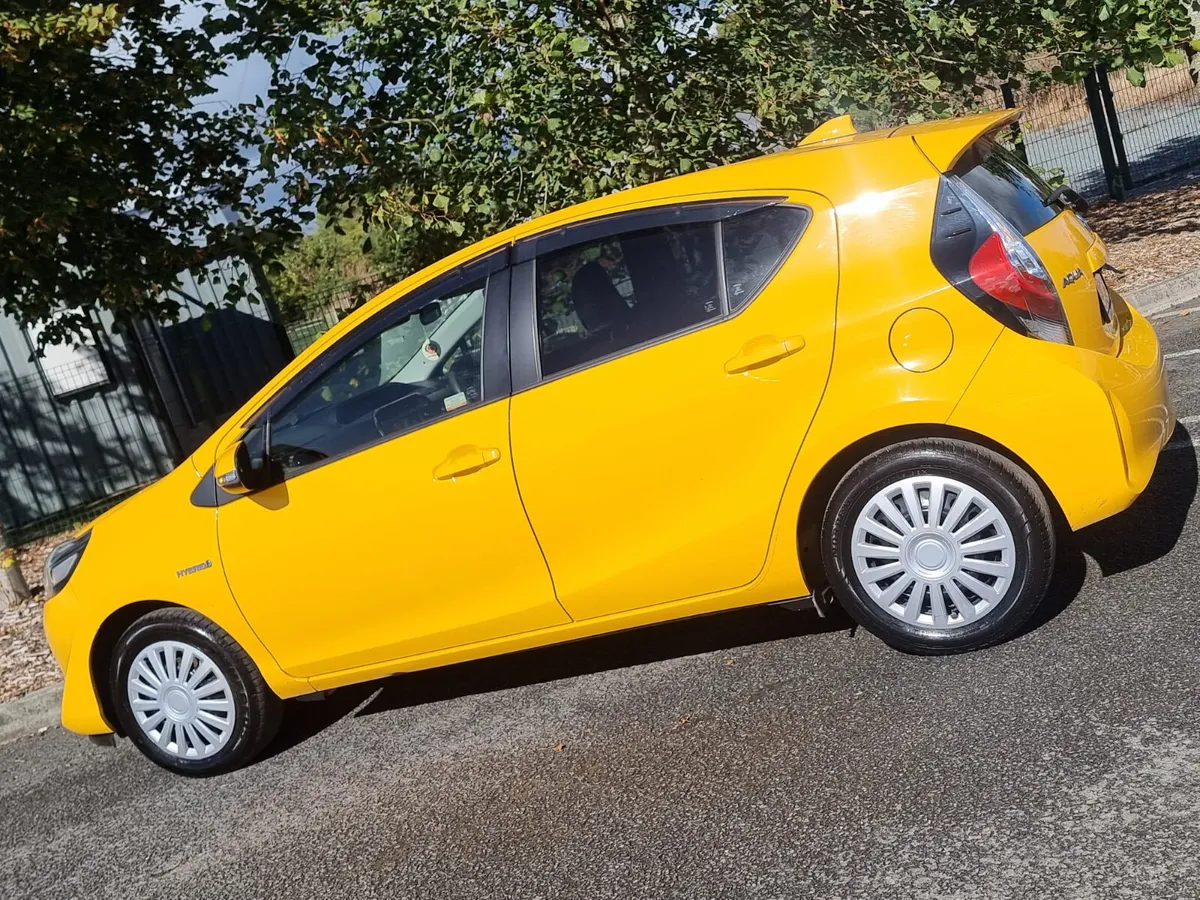 Toyota Aqua 2018 automatic hybrid €8,990 - Image 4