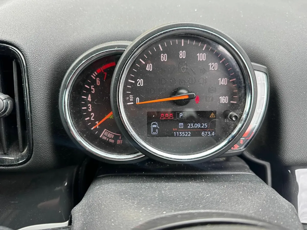 Mini Countryman 2018 - Image 3