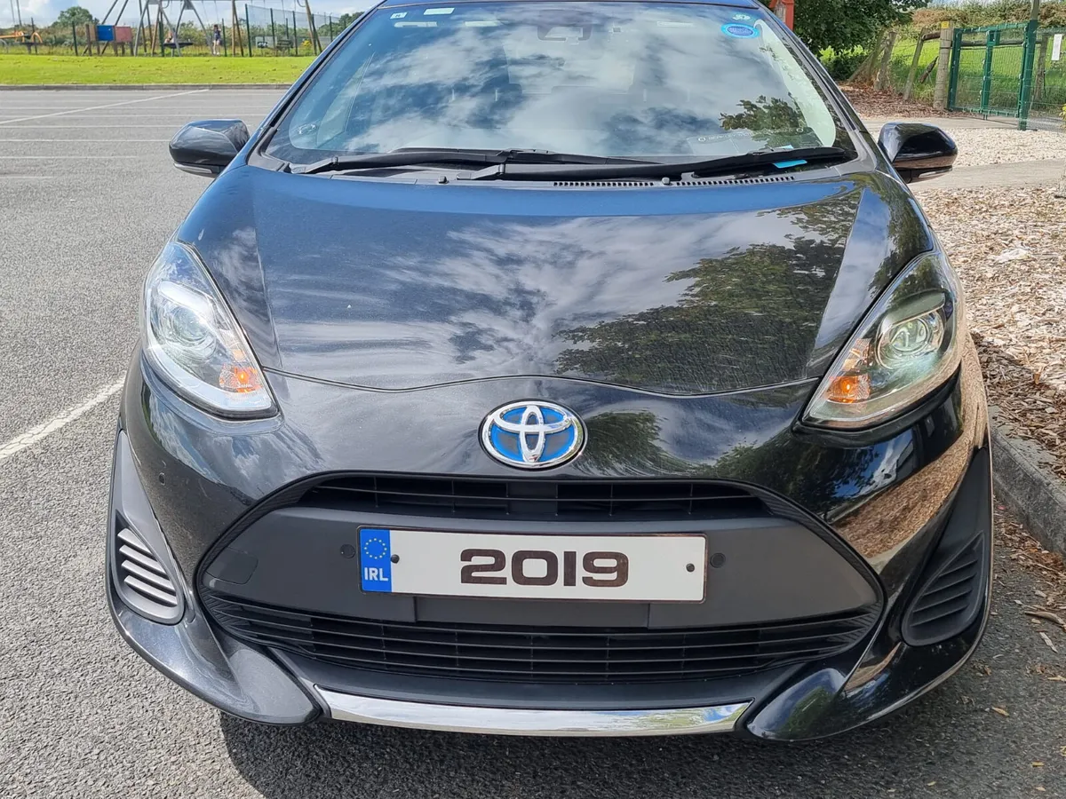 2019 TOYOTA AQUA HYBRID AUTO NCT'd 1 YEAR WARRANTY - Image 3