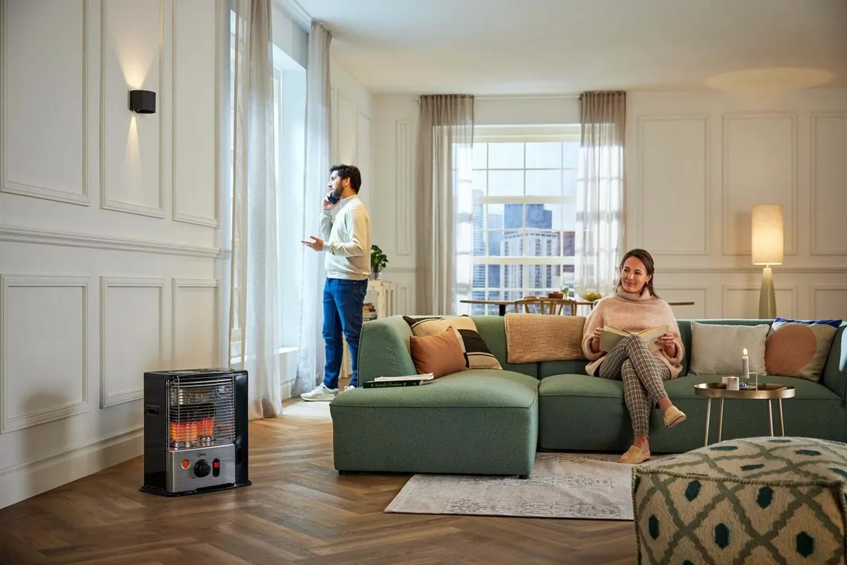 Qlima 2.8Kw Radiant Wick Heater R8128SC-2 - Image 1