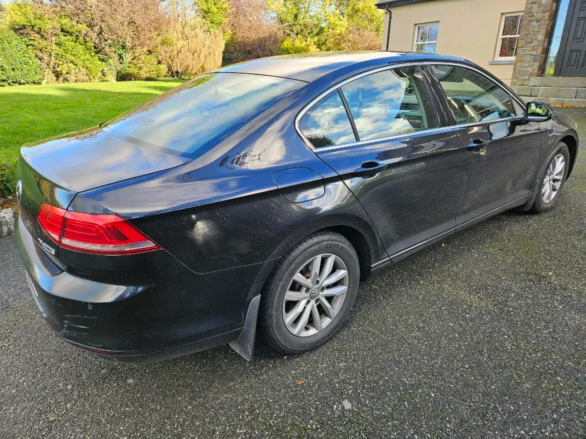 Volkswagen passat - Image 3